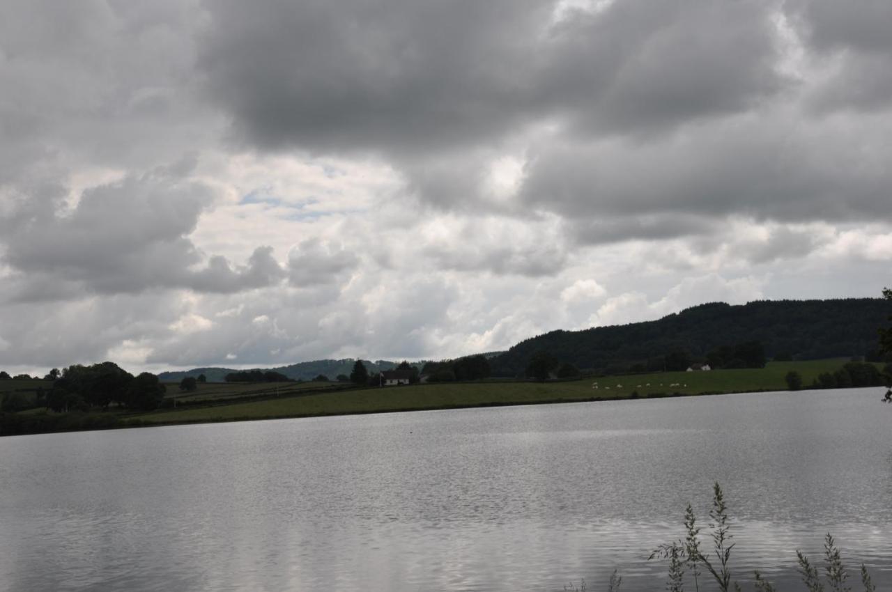 Canal Du Nivernais Gites Le Champ Radis Marigny-sur-Yonne Экстерьер фото